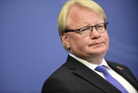 Hossein Salmazadeh/TT Försvarsminister Peter Hultqvist (S). Arkivbild. Hossein Salmazadeh/TT Försvarsminister Peter Hultqvist (S). Arkivbild.