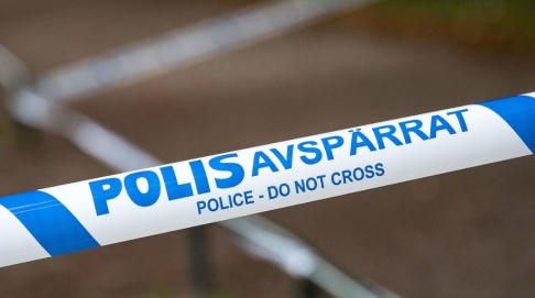 Johan Nilsson/TT Polisen utreder ett misstänkt mordförsök i Nacka utanför Stockholm. Arkivbild. Johan Nilsson/TT Polisen utreder ett misstänkt mordförsök i Nacka utanför Stockholm. Arkivbild.