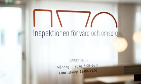 Vilhelm Stokstad/TT En patient avled efter att ha sondmatats på felaktigt tt. Händelsen är anmäld till Inspektionen för vård och omsorg. Arkivbild. Vilhelm Stokstad/TT En patient avled efter att ha sondmatats på felaktigt tt. Händelsen är anmäld till Inspektionen för vård och omsorg. Arkivbild.