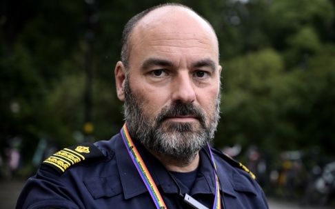 Janerik Henriksson/TT – Den grundläggande utbildningen är viktig, men det är ännu viktigare med kontinuerlig vidareutbildning, säger gränspolischef Patrik Engström. Janerik Henriksson/TT – Den grundläggande utbildningen är viktig, men det är ännu viktigare med kontinuerlig vidareutbildning, säger gränspolischef Patrik Engström.