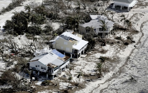 Mike Stocker/South Florida Sun-Sentinel/AP/TT Förödelse efter orkanen Irmas framfart i Florida 2017. Arkivbild. Mike Stocker/South Florida Sun-Sentinel/AP/TT Förödelse efter orkanen Irmas framfart i Florida 2017. Arkivbild.