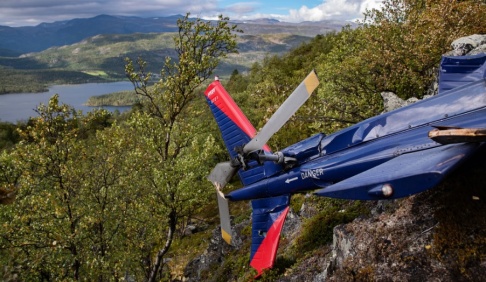 Tom Skoglund/Altaposten Helikoptervraket vid Kvenvikvannet nära Alta i norra Norge. Tom Skoglund/Altaposten Helikoptervraket vid Kvenvikvannet nära Alta i norra Norge.