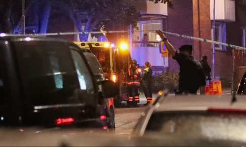 Claus Meyer/TT Minst två skottlossningar har ägt rum i Nacka på söndagskvällen. Claus Meyer/TT Minst två skottlossningar har ägt rum i Nacka på söndagskvällen.