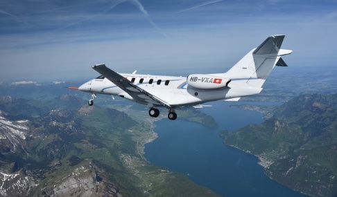 Pilatus Ett Pilatusflygplan av typen PC-24, som Svenskt Ambulansflyg nu köper i sex exemplar. Pilatus Ett Pilatusflygplan av typen PC-24, som Svenskt Ambulansflyg nu köper i sex exemplar.