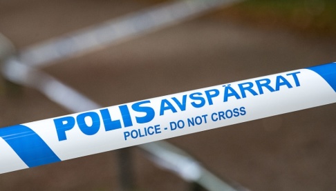 Johan Nilsson/TT Skott har avlossats mot en lägenhet i Malmö. Flera personer befann sig i lägenheten, säger polisen. Arkivbild. Johan Nilsson/TT Skott har avlossats mot en lägenhet i Malmö. Flera personer befann sig i lägenheten, säger polisen. Arkivbild.