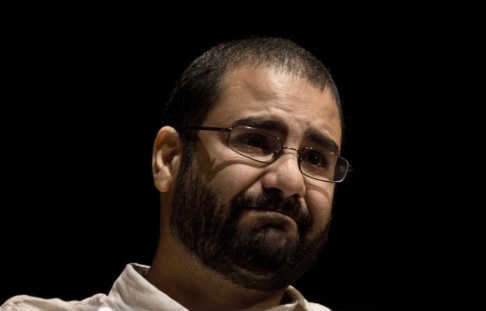 Nariman El-Mofty/AP/TT Den kände egyptiske demokratiaktivisten Alaa Abdel Fattah på en bild från 2014. Arkiivbild. Nariman El-Mofty/AP/TT Den kände egyptiske demokratiaktivisten Alaa Abdel Fattah på en bild från 2014. Arkiivbild.