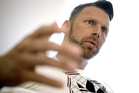 Janerik Henriksson/TT Peter Svensson, verksamhetsansvarig för Fryshusets avhopparprogram "Passus". Janerik Henriksson/TT Peter Svensson, verksamhetsansvarig för Fryshusets avhopparprogram "Passus".