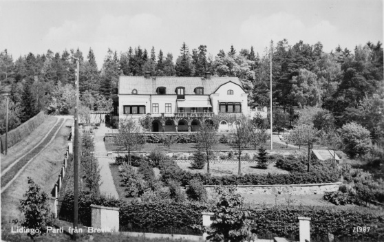 Villa Brevik som privatbostad 1930-talet. Vykort ur Sten Schüsslers samling. Villa Brevik som privatbostad 1930-talet. Vykort ur Sten Schüsslers samling.