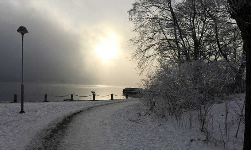 Sjörök vid Brevik. Foto: Johan Ahlbom. Sjörök vid Brevik. Foto: Johan Ahlbom.