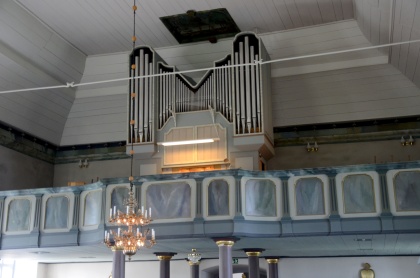 Orgelläktare Hallens kyrka