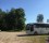 En buss med nya besökare angör Gimmene...