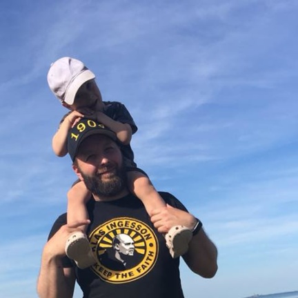 Frej 4 år & Johan 34 år Frej 4 år & Johan 34 år