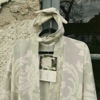 kimono gjord av återbruk