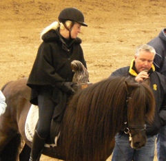 Mökkur frá Varmalaek fick utmärkelsen Hederspremie vid hingstfestvalen 2010, foto Christina Rohdin-Alm. Mökkur frá Varmalaek fick utmärkelsen Hederspremie vid hingstfestvalen 2010, foto Christina Rohdin-Alm.