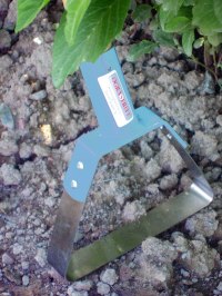 Hoe H14 a weeding tool for your garden - Weedfree Hoe H14 a weeding tool for your garden - Weedfree