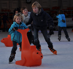 Skridskoassistenten Bobby Skridskoassistenten Bobby