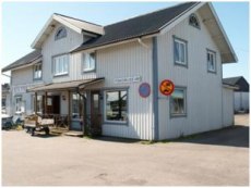 Här i fiskemuséet på Bua Hamn finns mer information om platserna vi talat om, dessutom denna information i broschyrformat. Här i fiskemuséet på Bua Hamn finns mer information om platserna vi talat om, dessutom denna information i broschyrformat.