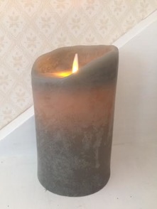 Grå Grå