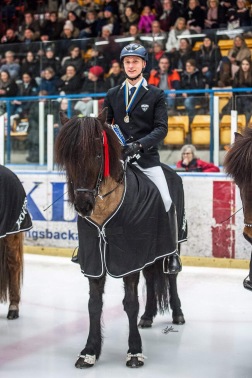Milla och Jack vid Tölt on ice 2018, foto Sofie Lahtinen Carlsson. Milla och Jack vid Tölt on ice 2018, foto Sofie Lahtinen Carlsson.