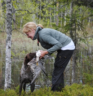 En glad Chica och en glad AnnHelén! Händerna används till att ta emot apporten, inte fånga den :)