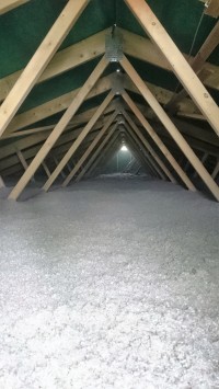 vind isolerad med cellulosaisolering vind isolerad med cellulosaisolering
