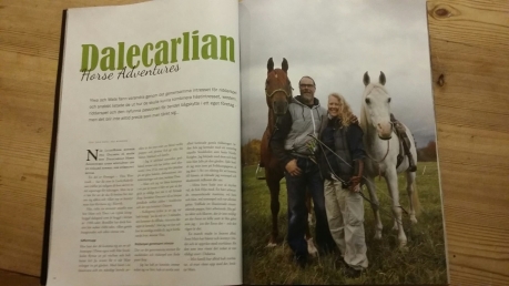 Fyra mittuppslag i novembernumret av tidningen Lucky Rider (5/2017)! Ett varmt tack till Åsa Wikberg som både skrev och fotade reportaget. Fyra mittuppslag i novembernumret av tidningen Lucky Rider (5/2017)! Ett varmt tack till Åsa Wikberg som både skrev och fotade reportaget.