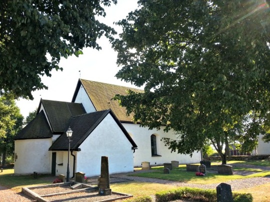 Kumla kyrka annex till Svanshals. Foto Emil Stenhammar 2014