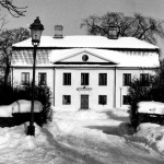 Vreta klosters prästgård i vinterskrud. margareta Stenhammars fotoalbum.