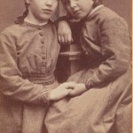 Cecilia o Gabriella Stenhammar, Per-Ulriks döttrar födda 1860 resp.1862