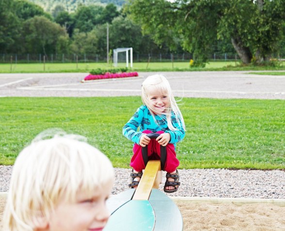 GURKBÄNKEN ÄR EN PLATS MED UTRYMME FÖR BARN OCH LEK. FOTO: MICAEL GOTH GURKBÄNKEN ÄR EN PLATS MED UTRYMME FÖR BARN OCH LEK. FOTO: MICAEL GOTH