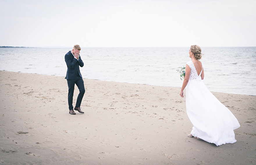 The first look! Weddingphotographer Rebecca Wallin The first look! Weddingphotographer Rebecca Wallin