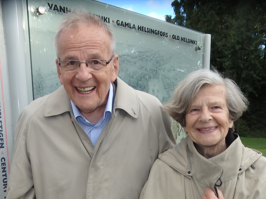 Inger och Olof Ruin på platsen där Helsingfors först grundades Inger och Olof Ruin på platsen där Helsingfors först grundades