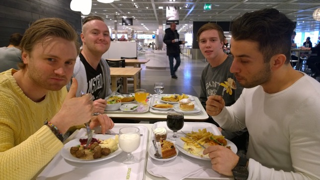 Köttbullar är gott! Köttbullar är gott!