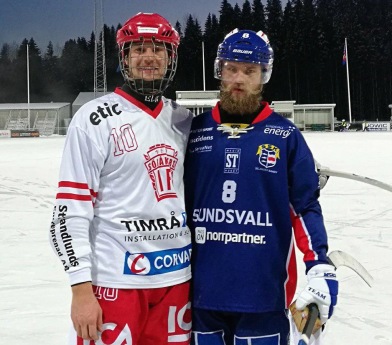 En glad och en oglad. Foto: Röntgenfoto AB En glad och en oglad. Foto: Röntgenfoto AB