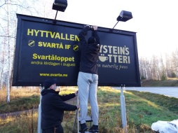 Sista skruven dras i. Sista skruven dras i.