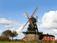 Gott om upplevelser att stanna till vid utmed turen. Här Särdals kvarn med café, utställning och butik, dag 2. Gott om upplevelser att stanna till vid utmed turen. Här Särdals kvarn med café, utställning och butik, dag 2.