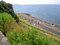 The route follows the popular boardwalk to the town Varberg.