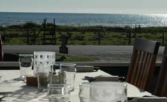 Dag 3 övernattar du på vandrarhem med hotellstandard, 5 min från havet. Restaurang med utsikt över Kattegatt. Dag 3 övernattar du på vandrarhem med hotellstandard, 5 min från havet. Restaurang med utsikt över Kattegatt.