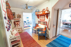 Charming and individually decorated and furnished hostel, day 1. Charming and individually decorated and furnished hostel, day 1.