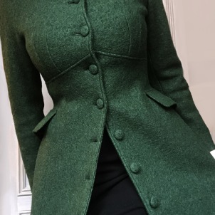 coat Saga bottle green