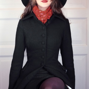 coat Saga black