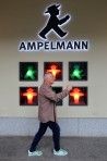 Ampelmann x 2...