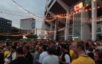knökat utanför Ullevi...