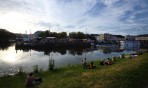 Kultur kalaset fortsätter på Kungstorget men vi går och äter kina mat...