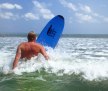 Surfa inte mot vågorna, surfa med dom