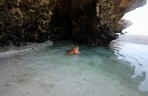 Carina får också bada i min grotta...