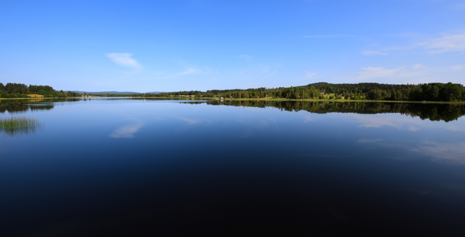 en av många vackra sjöar i Dalarna...
