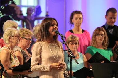 10 augusti 2014 - Allsköns musik avslutades i Holmedals kyrka med bland andra Rigmor Gustavsson.