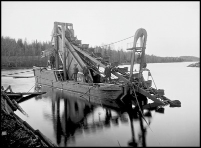 Mudderverket som användes vid byggandet av kanalen Stora Lee - Östen.