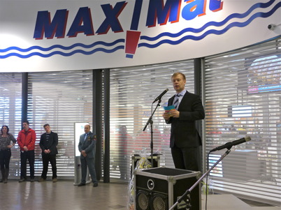 21 mars 2013 - i Shoppingcentret var det dags för ínvigning av nya Maxi Mat.
